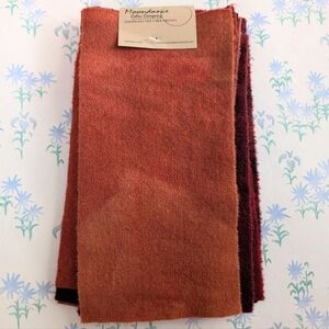 Moondance Color Company Hand Dyed Wool Sampler NEW Red Orange 8 Pc Primitive
